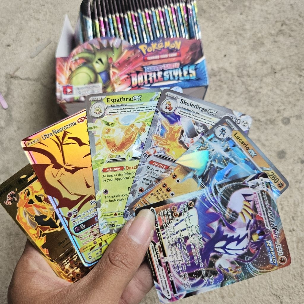kartu pokemon shinning / pokemon evolutions / batle styles sword & shield