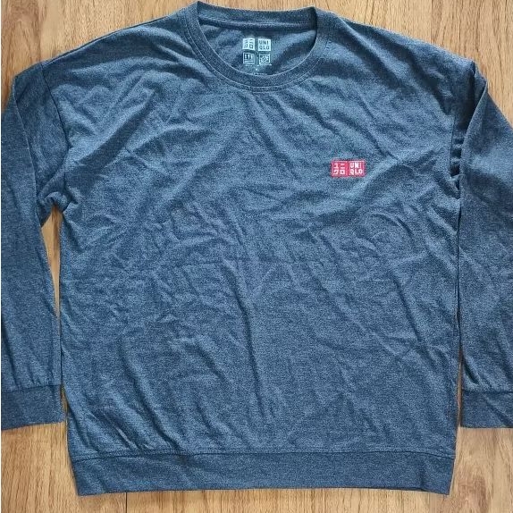 PRELOVED SWEATER UNIQLO SIZE XL