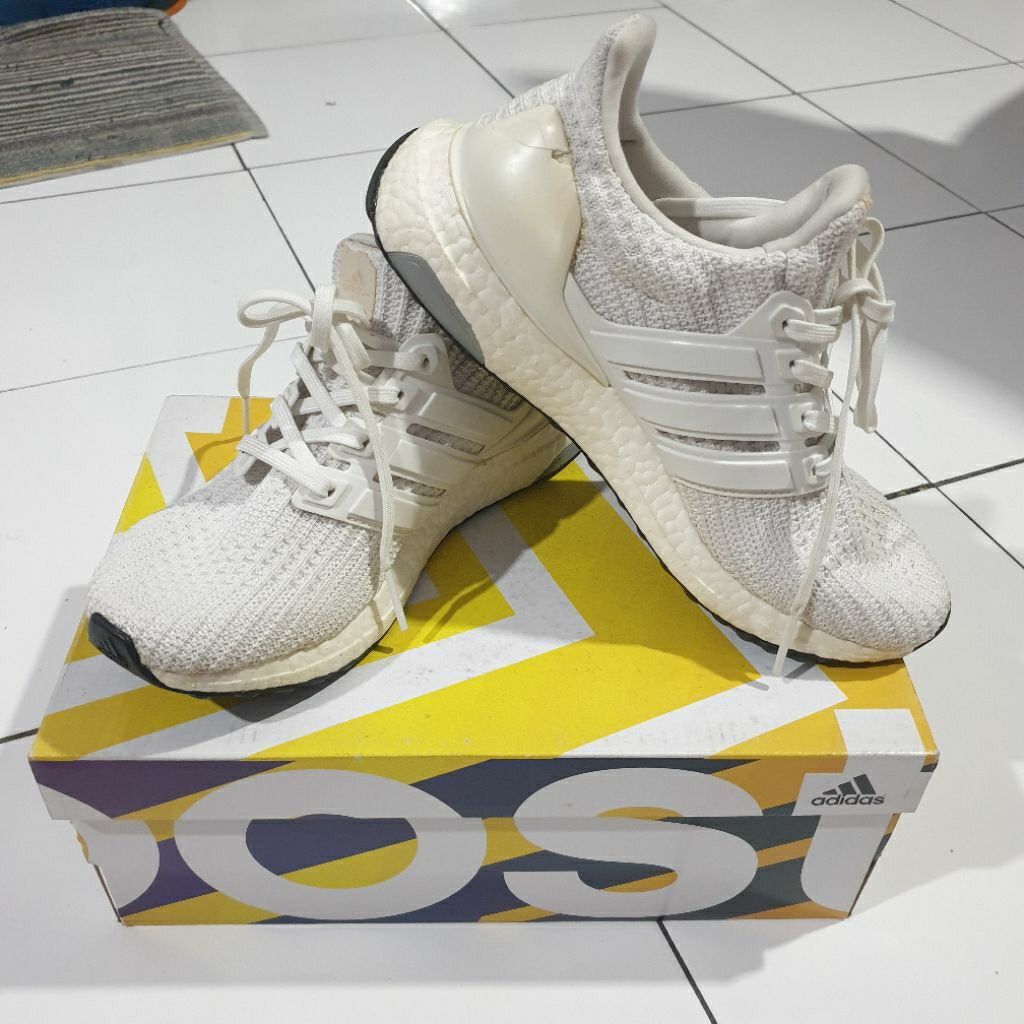 adidas ultraboost wanita second original sz EU 38 panjang 23,5cm