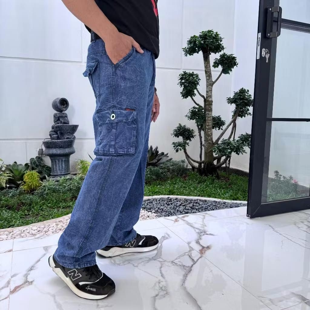 New Deals Long Cargo Pants Jeans Pria Loose Fit Nstrech Regular Cargo Jeans Denim Black Sandwash
