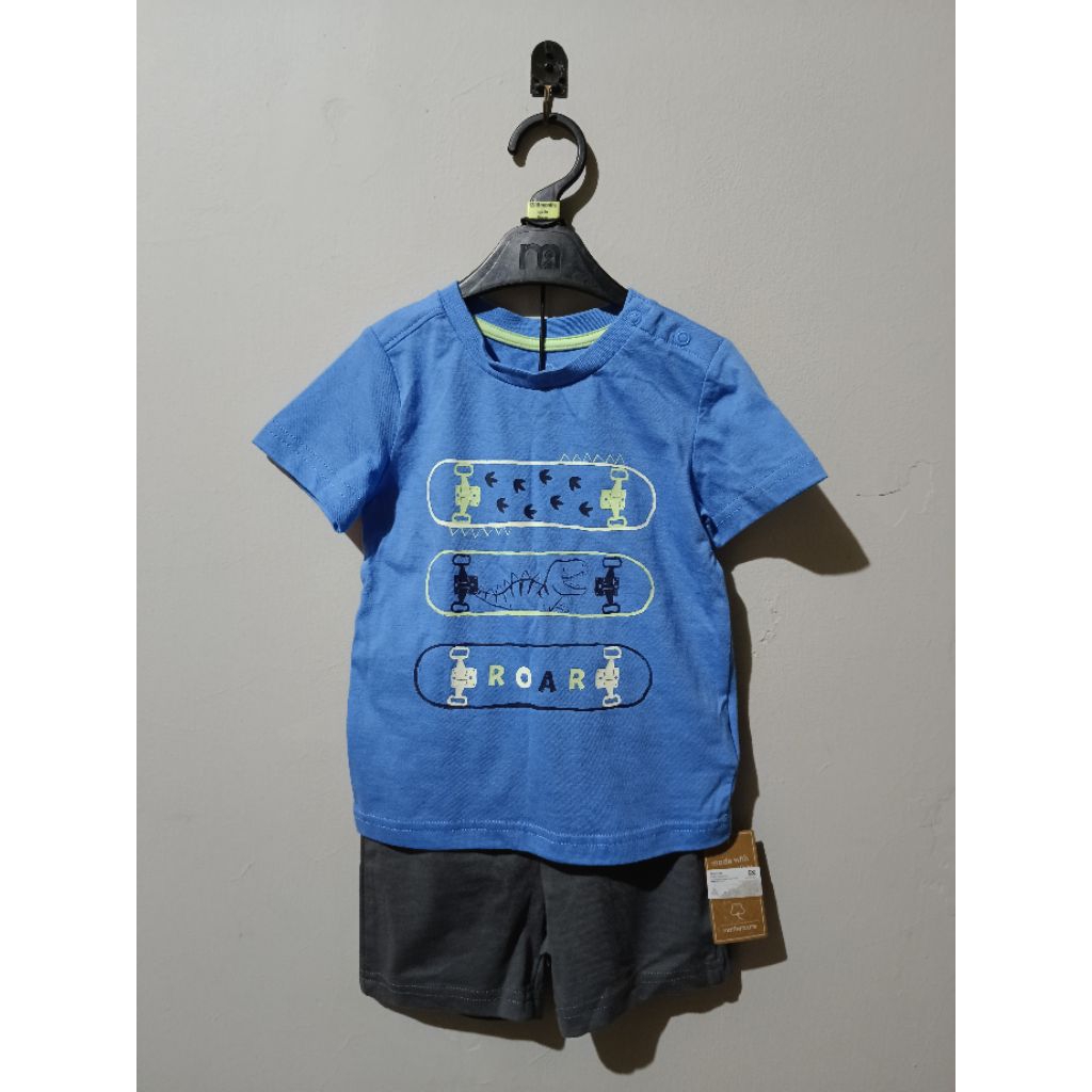 Mothercare Dinosaur Tshirt And Shorts Set / Mothercare Stelan King Of Dinos / Setelan Mothercare / M