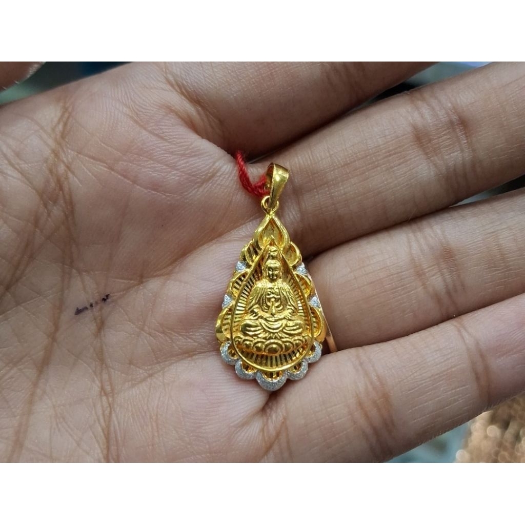 Liontin emas 70 dewi kwan im