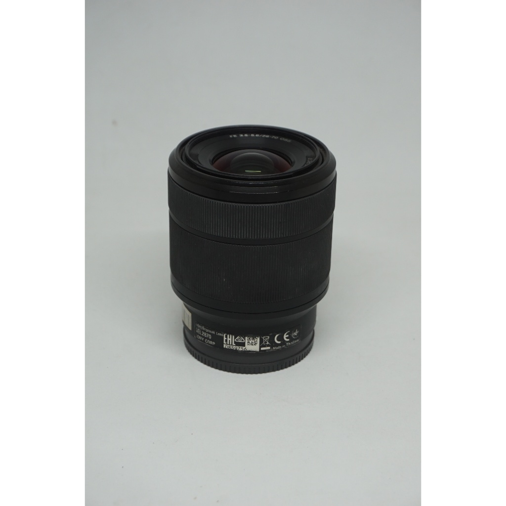 Lensa Sony FE 28-70mm OSS aka FE 28 70 mm OSS