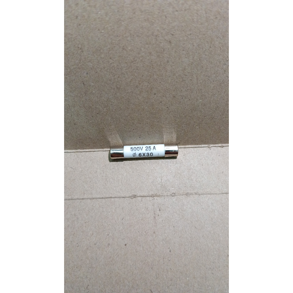 6973 fuse sekring sekering keramik ceramic 6x30 25a 25ampere 500v