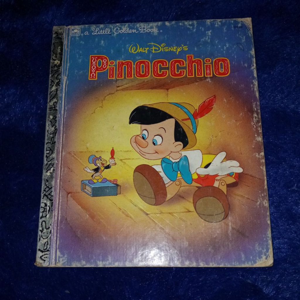 buku a little golden book - pinocchio