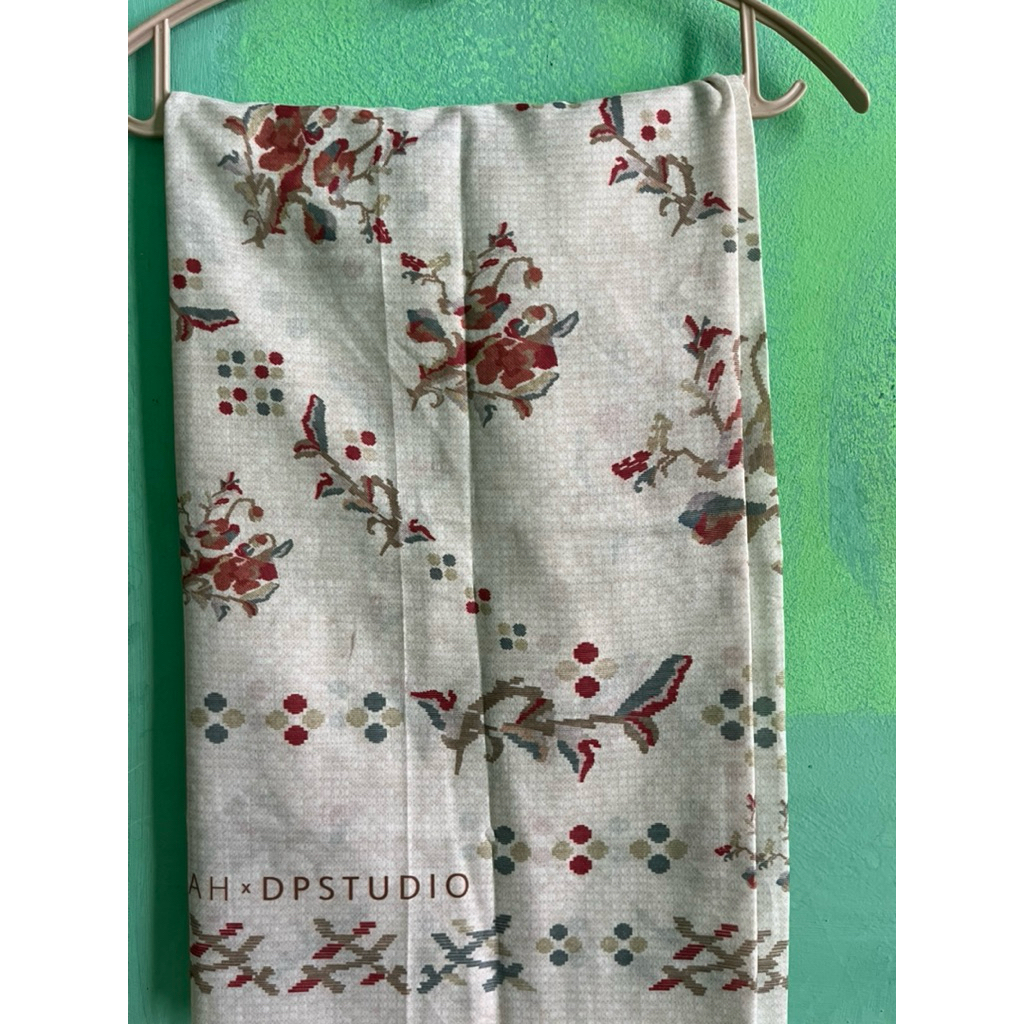 Dian Pelangi x radwah voal