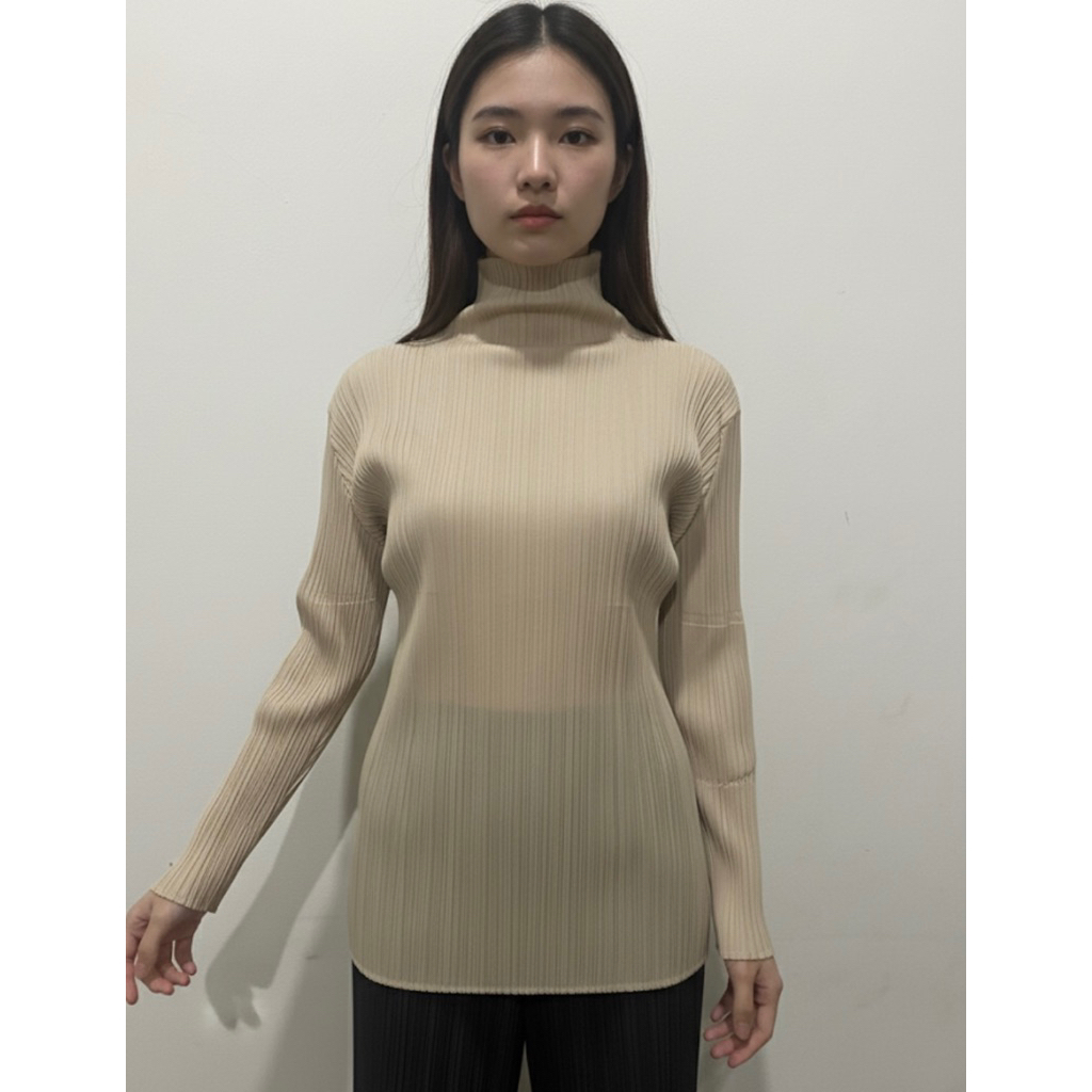 Issey Miyake Pleated Basics long sleeve top