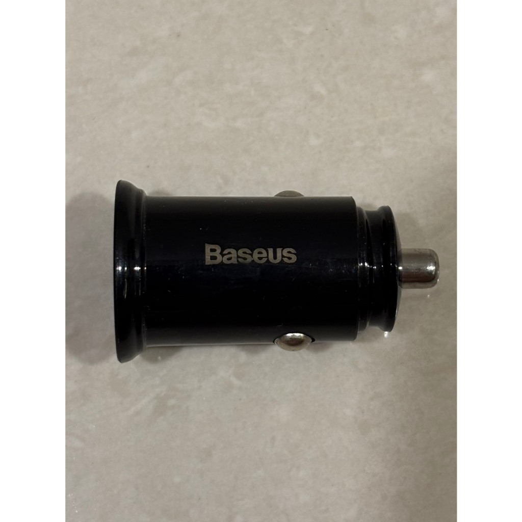 Baseus charger mobil preloved like new