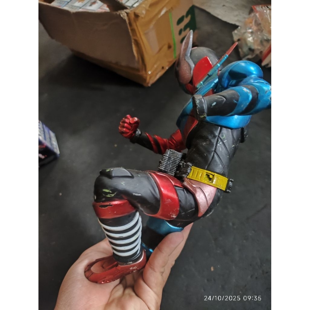 Junk Sofvics Sofubi Kamen Rider Build Rabbit tank original