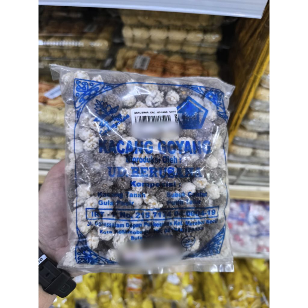 Kacang Goyang Coklat Besar Oleh-oleh Khas Manado
