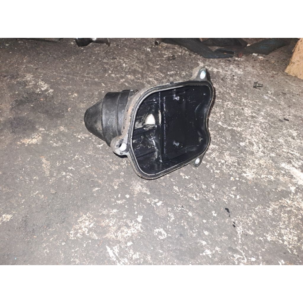 BREATHER HAWA TEKO MITSUBISHI 8DC9, 8DC10, 8DC11, 10DC11 COPOTAN ORI
