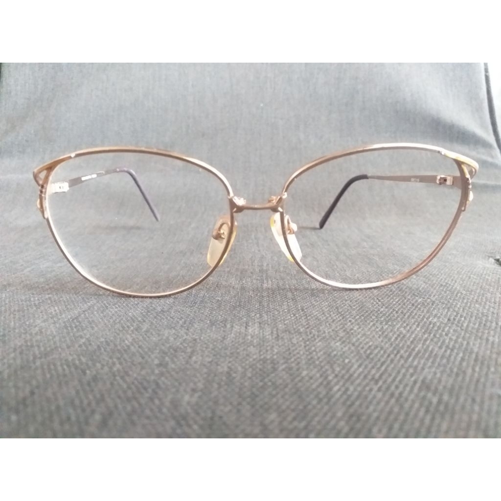 CORVETTE FRAME KACAMATA