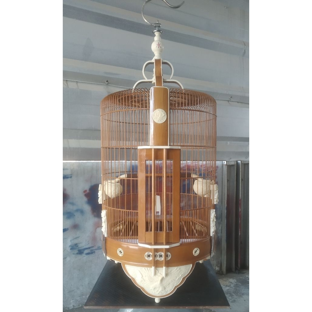 sangkar burung bulat anis merah