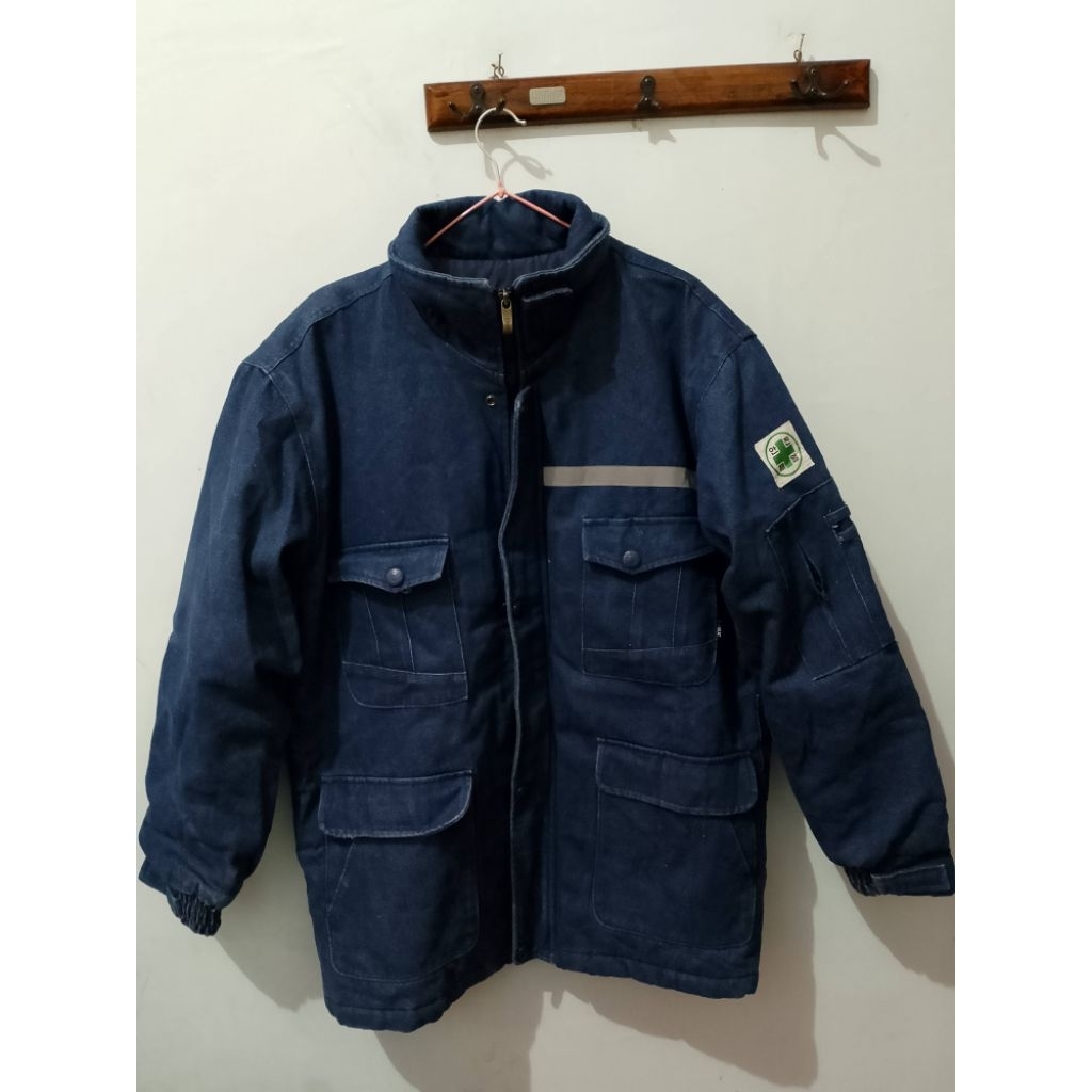 jaket tebal safety T.BUC