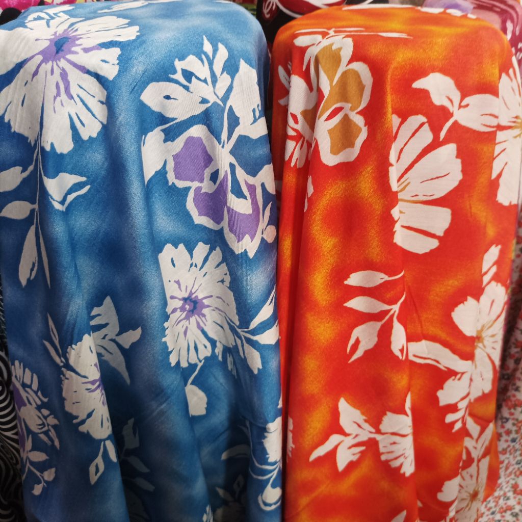 Kain Rayon Viscose HQ Motif Tie Dye Bunga Kamboja Biru Orange | Bahan Daster Mukena Adem Jatuh (Harg