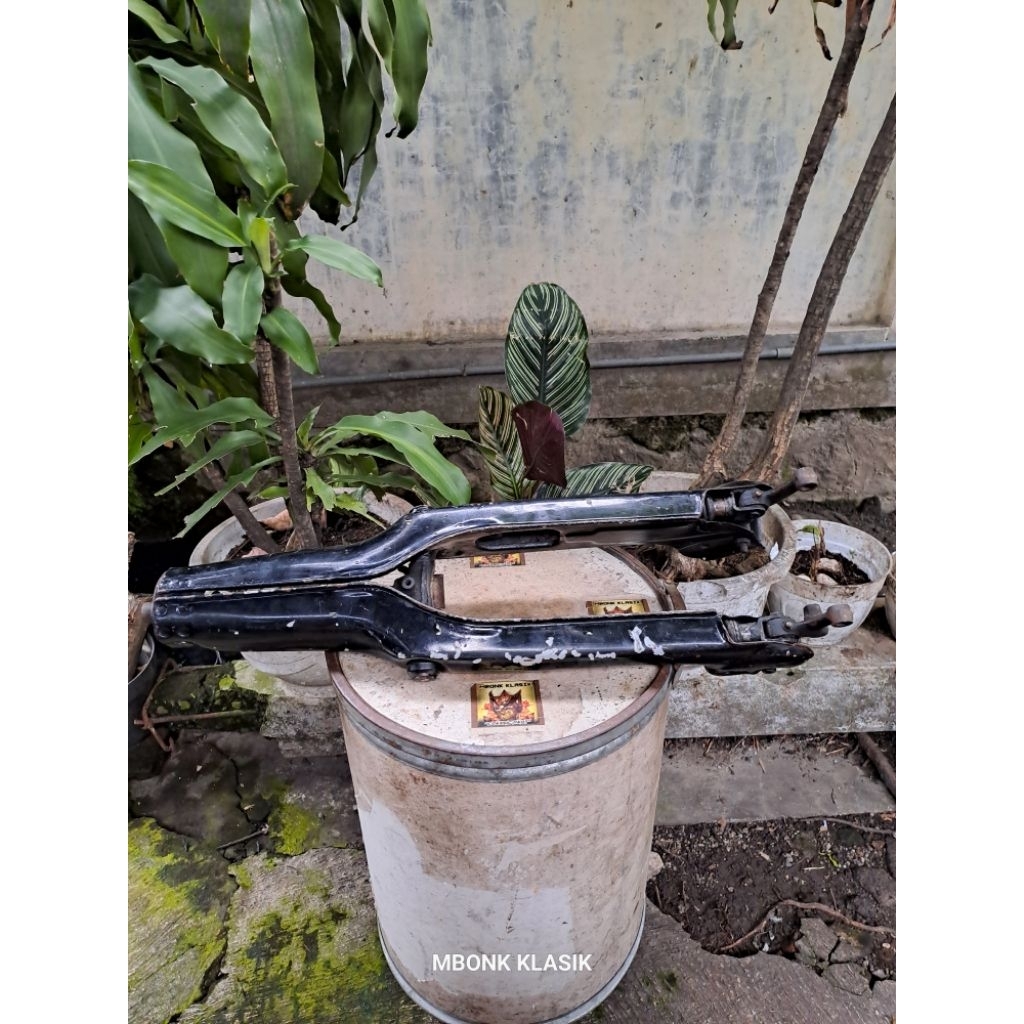 fork honda c50 c70 pispot ORIGINAL shock depan honda c50 c70 pispot fork c50 c70 pispot pork c50 c70