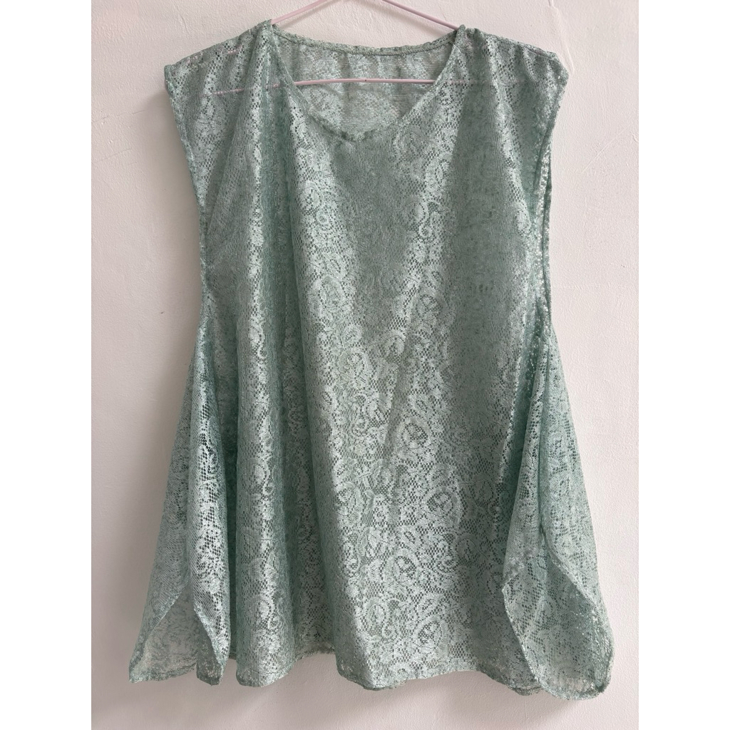 preloved lace brokat