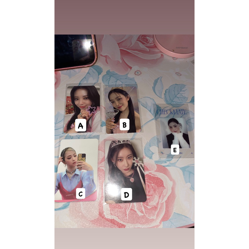 Photocard ITZY Checkmate Crazy in love Ryujin Loco Yuna