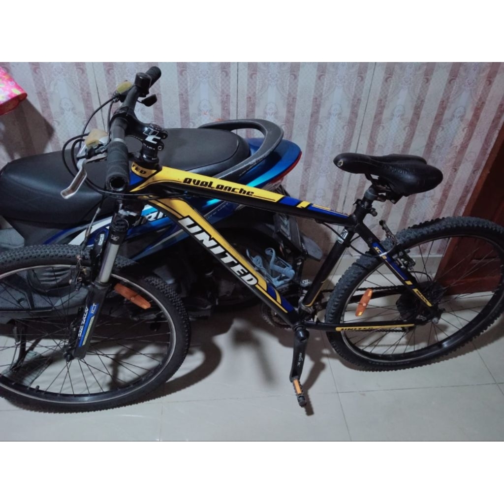 sepeda united avalanche