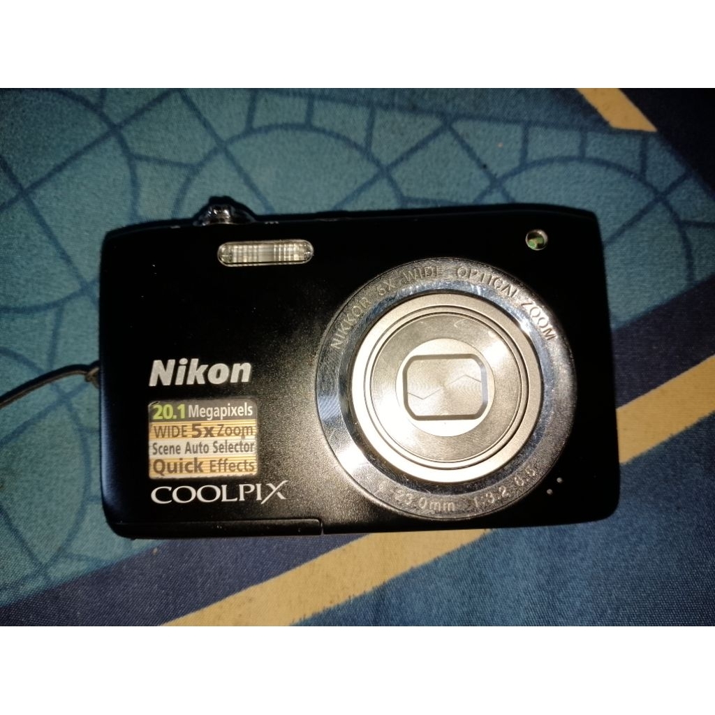 nikon coolpix s2800