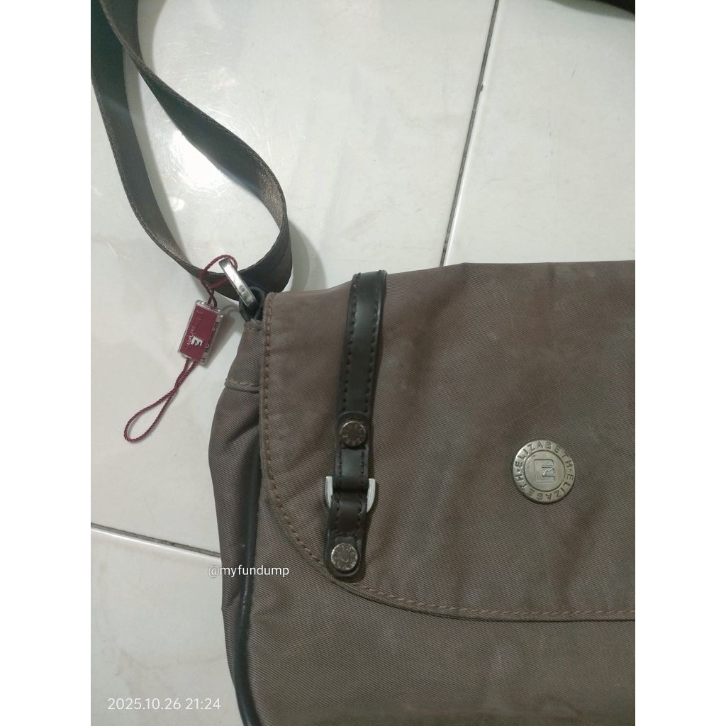 Elizabeth Sling Bag