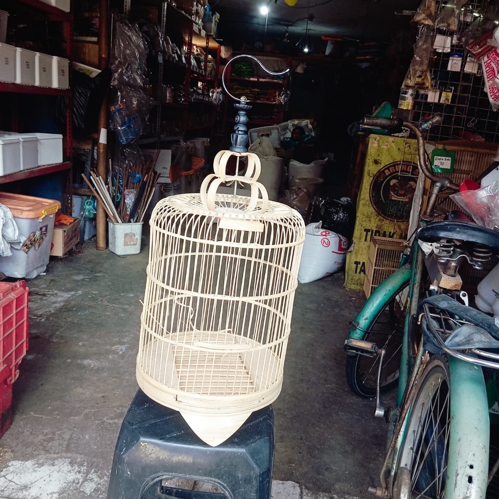 SANGKAR BULAT PLECI BAHAN BAMBU
