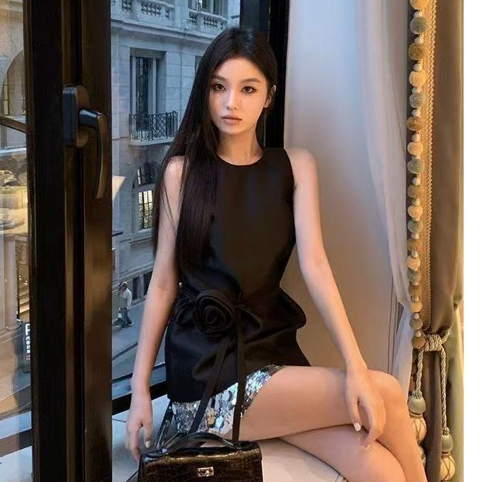 Women's Pure Desire Handmade 3D Rose Belt Vest Sequin Short Skirt Two-Piece Set