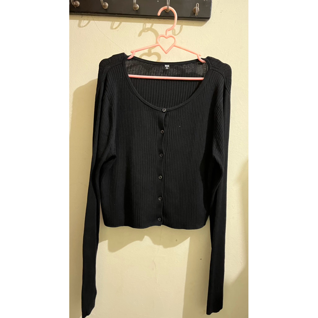 Uniqlo Cardigan Crop
