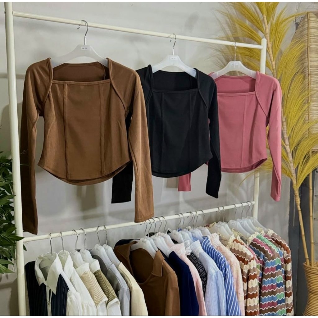 Blouse Korea Crop Top Lengan Panjang
