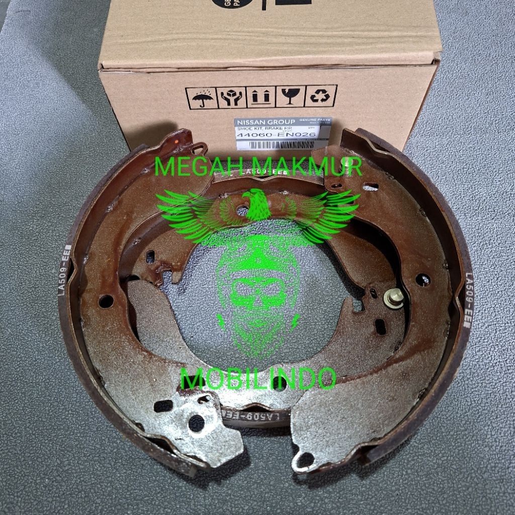 KAMPAS REM BELAKANG BRAKE SHOE GRAND LIVINA OLD LAMA 1.5CC 1.8CC 2006-2014 ORIGINAL 44060-EN026