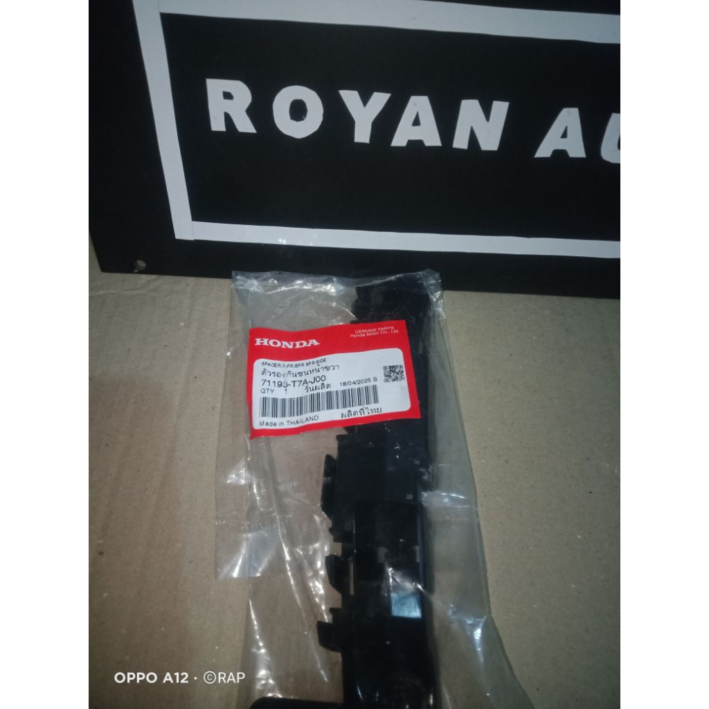 breket bumper depan Honda HRV 2016-2019