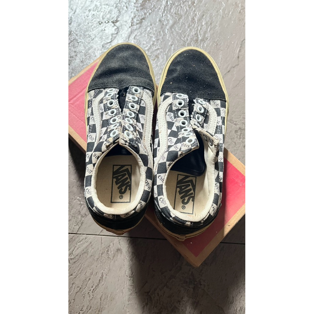 Preloved Sepatu Vans Catur