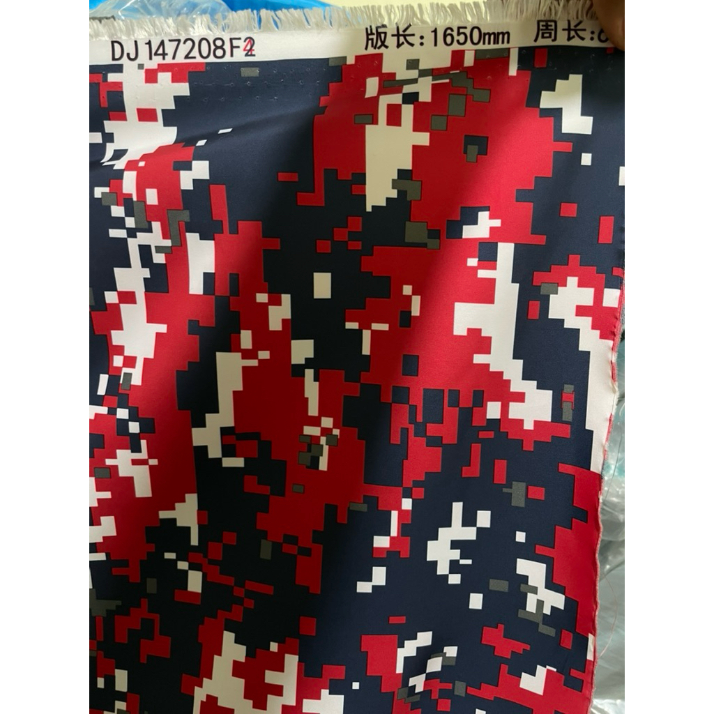 kain despo motif waterproof daun talas untuk jaket tas dll