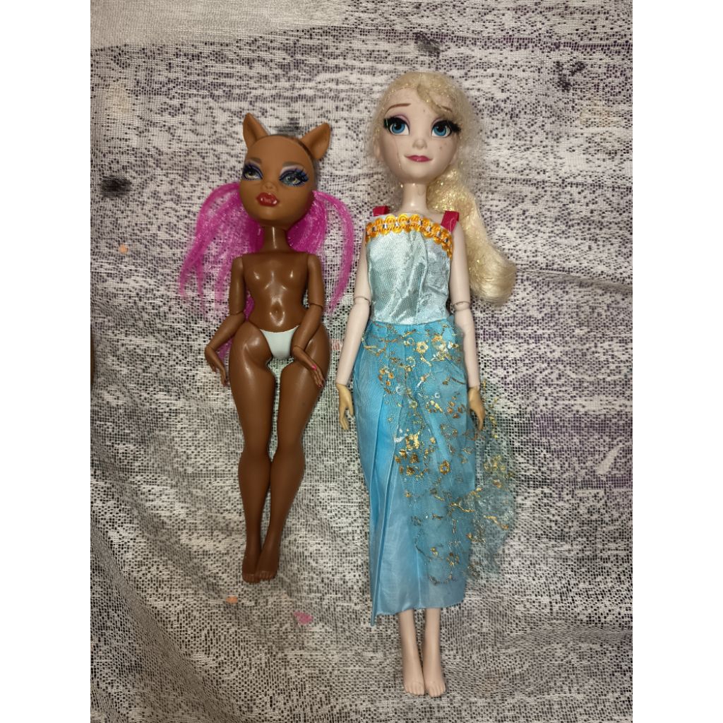 Barbie Artikulasi Tangan Brand Campur K.Galaxy