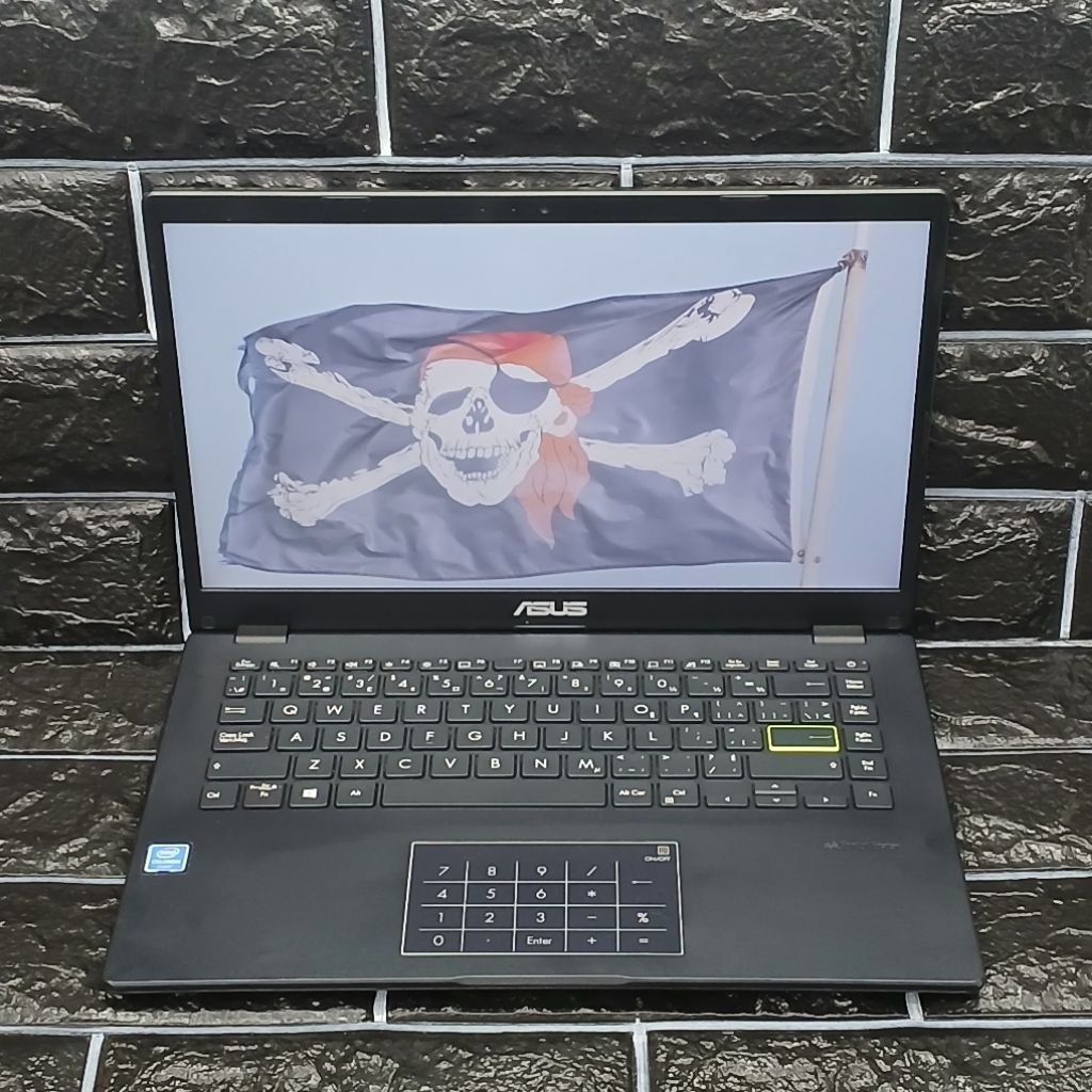 Laptop Asus Vivobook E410MAB Intel Celeron N4020 4/256GB