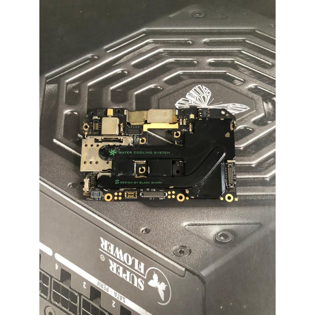 Mesin Xiaomi Blackshark 2 Helo 8/128 Second-Bekas