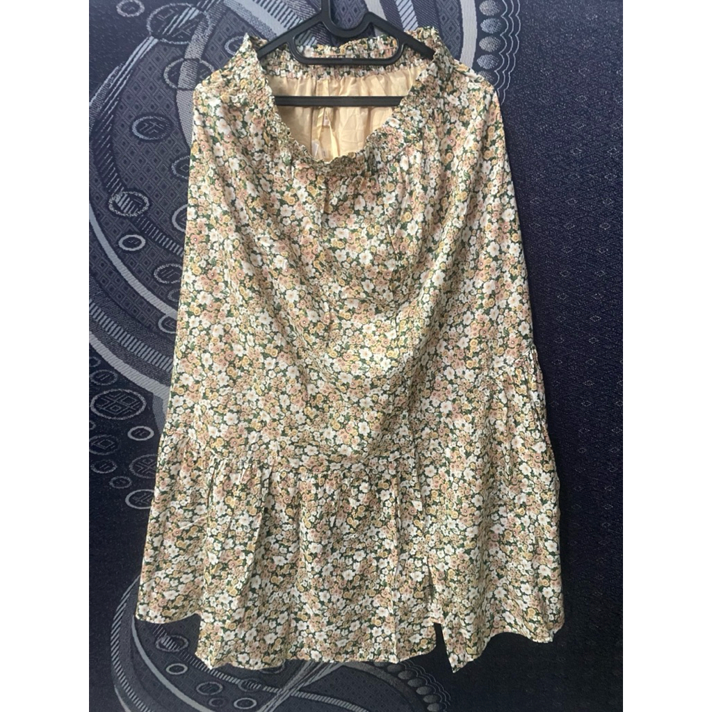 Rok Uniqlo x Paul and joe floral skirt