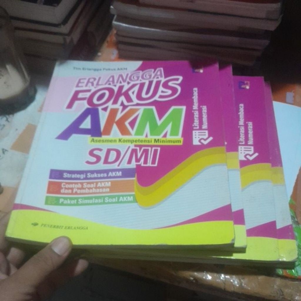 BUKU ERLANGGA FOKUS AKM SD/MI PENERBIT ERLANGGA