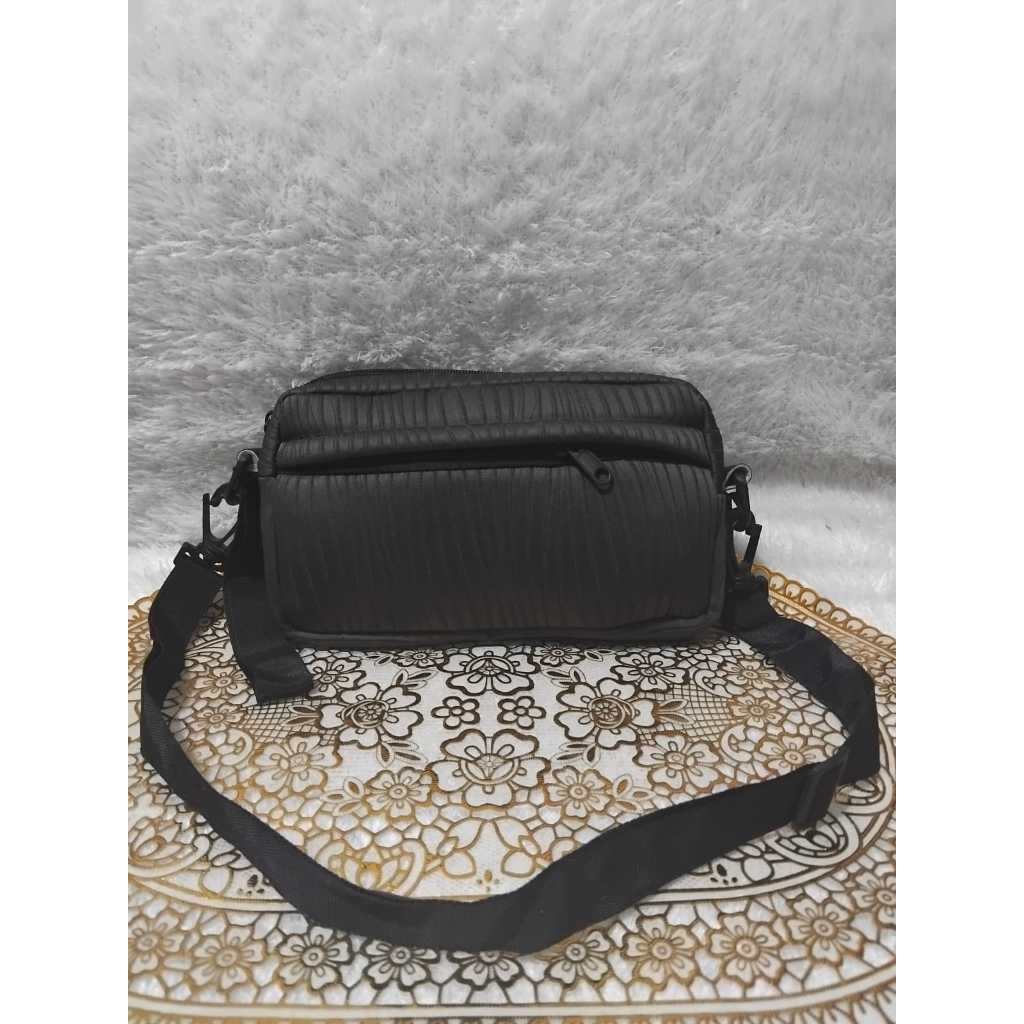 Handbag pria trending bahan busa anti slip - tas selempang pria bisa clucth bag - handbag kekinian m