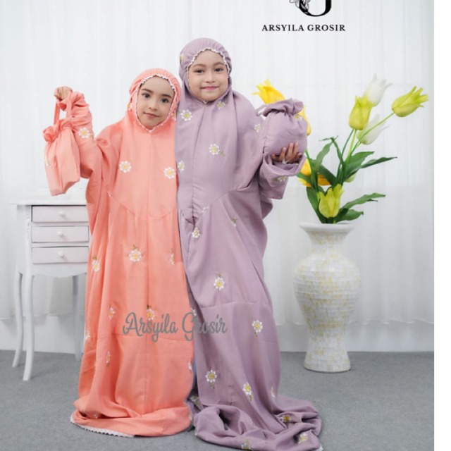 Arsyila_Mukenah Terusan Anak SD-Smp-Remaja Madiena Bordir Lajuran Santri