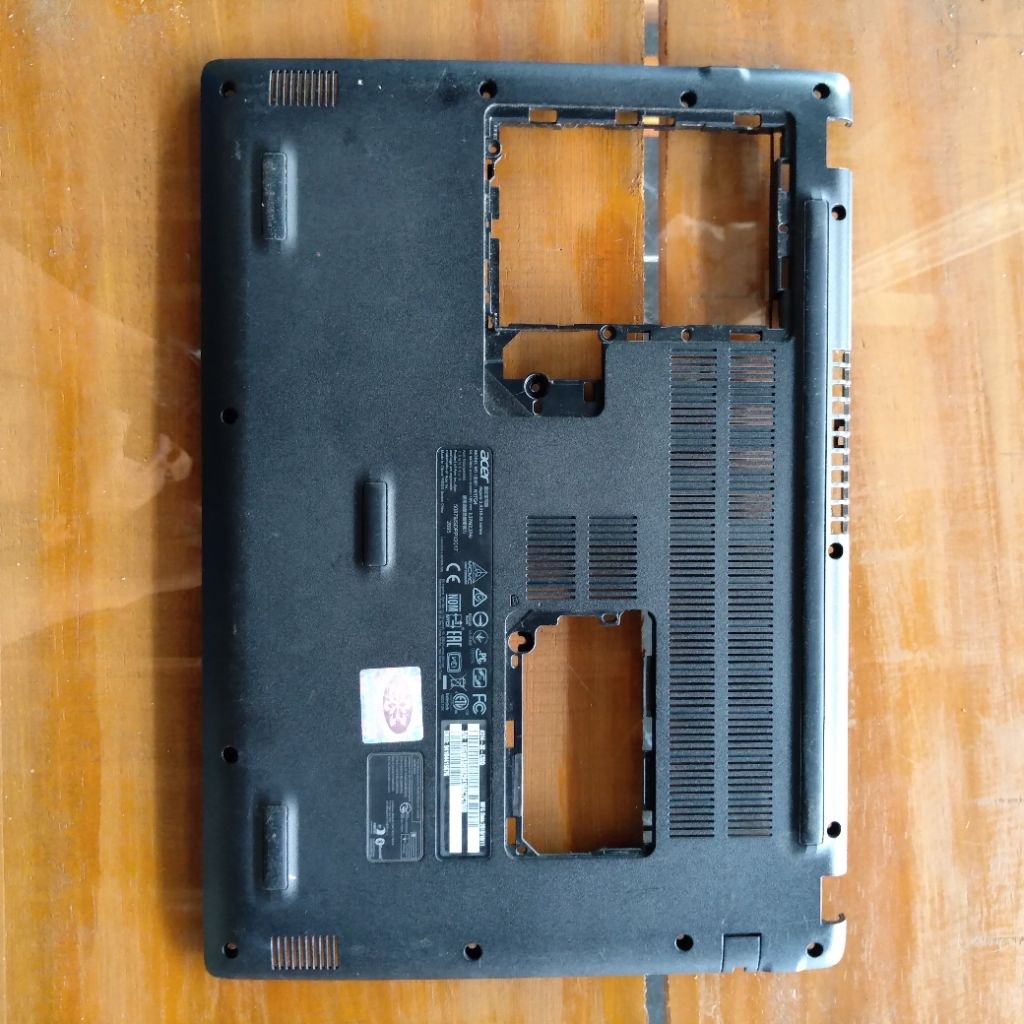 casing bawah Acer aspire 3 a314-32