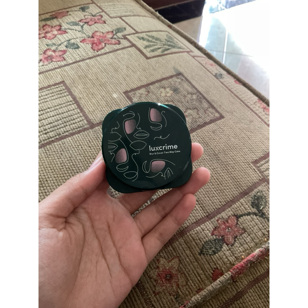 PRELOVED MINI LUXCRIME BLUR & COVER TWO WAY CAKE