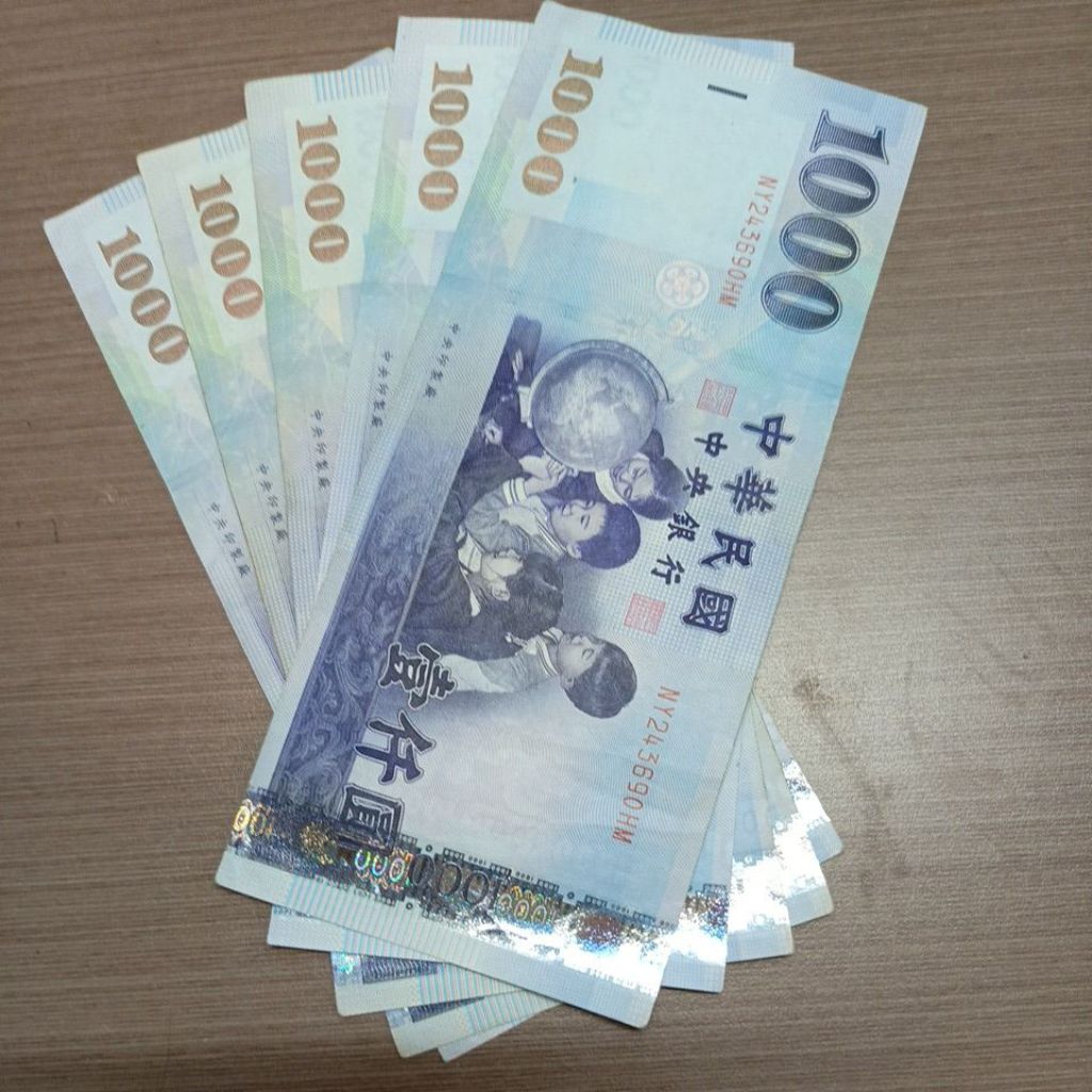 READY KOLEKSI UangKERTAS ASLI NTD TAIWAN/HOBI KOLEKSI