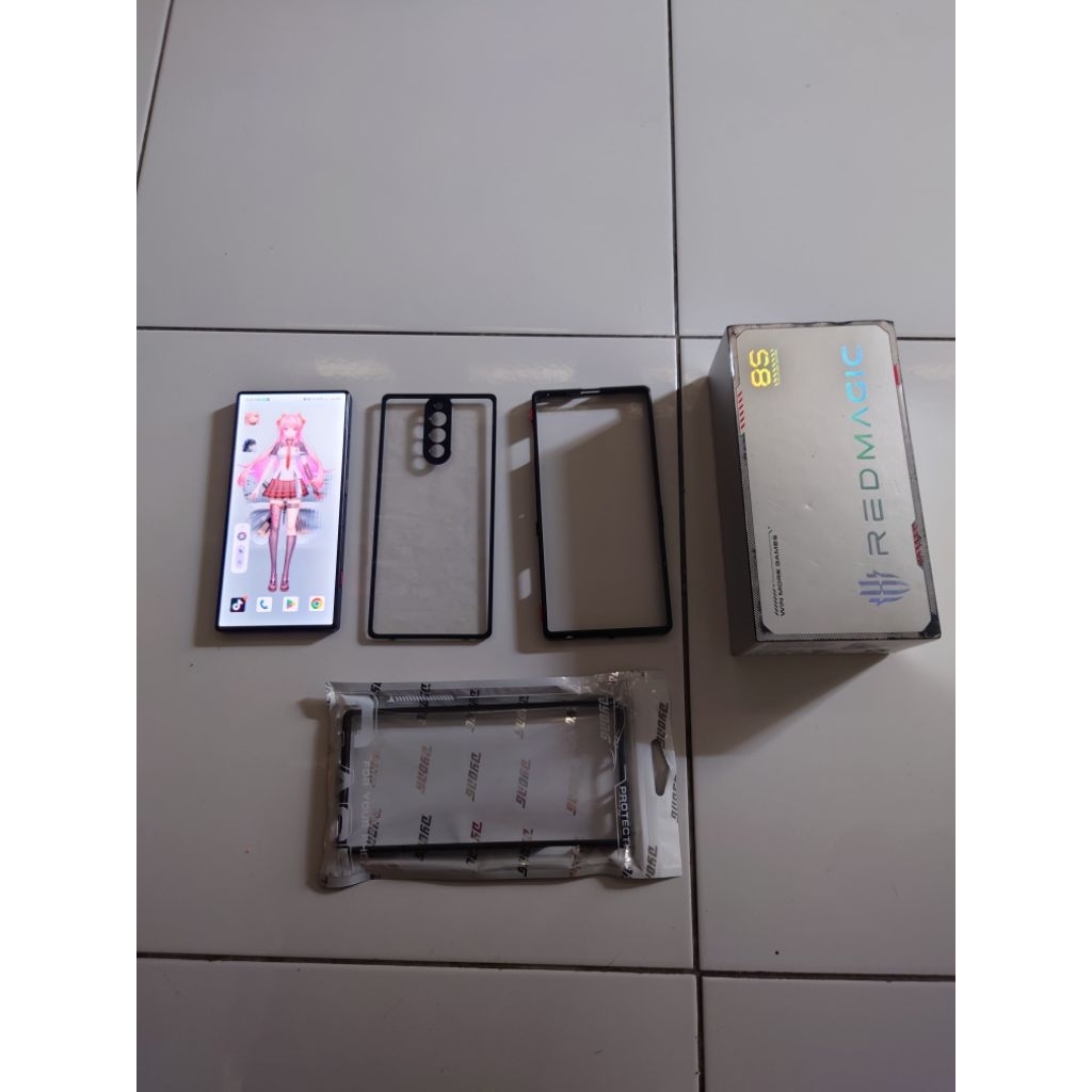 Red magic 8s pro/second full set no minuss