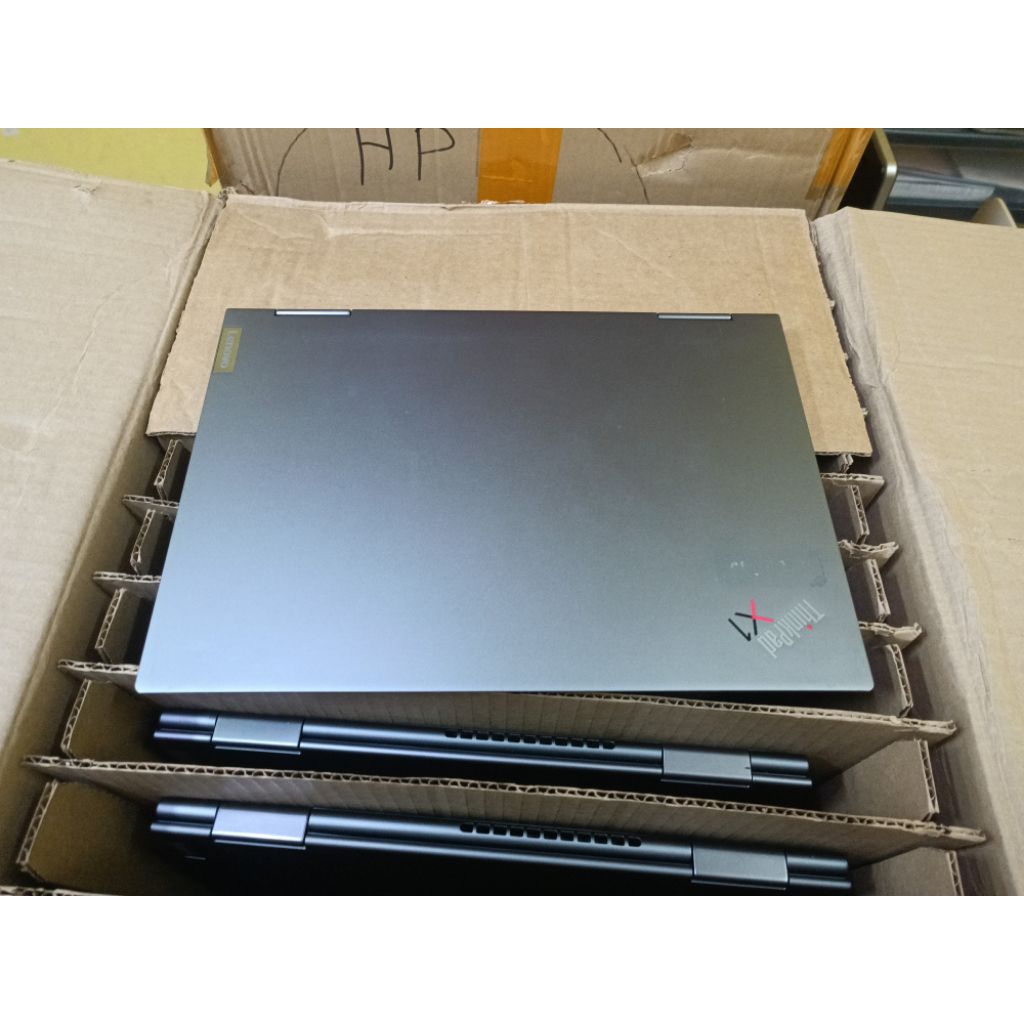 lenovo thinkpad x1 yoga intel core i7 gen 11 ram 16gb ssd 512gb windows 11 + aplikasi siap pakai
