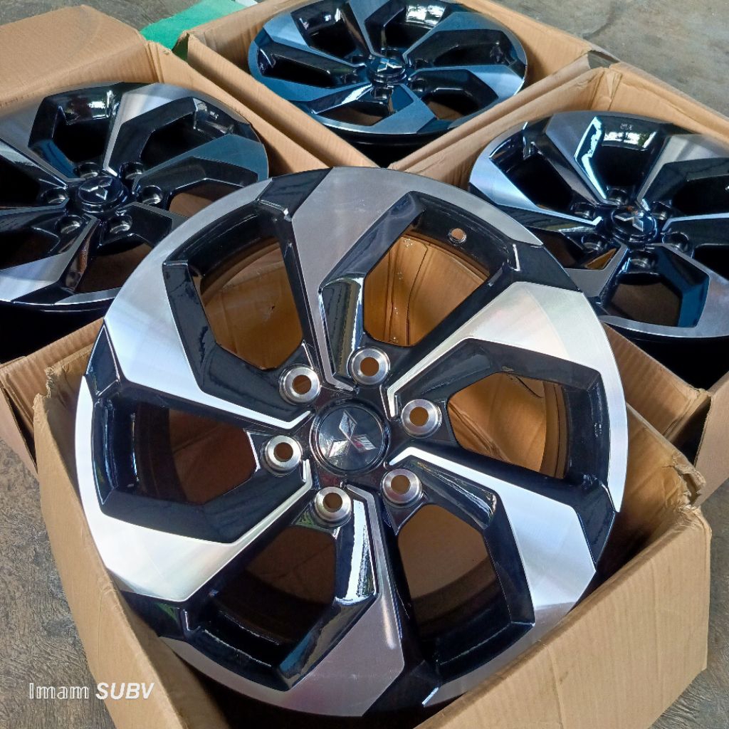 Velg Original Pajero New R18