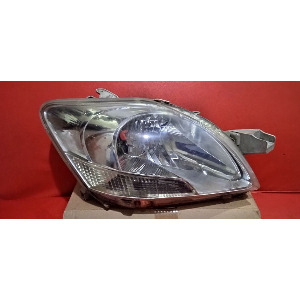 Headlamp lampu depan Toyota Vios Gen 2 Thn. 2007-2012 HID ORIGINAL