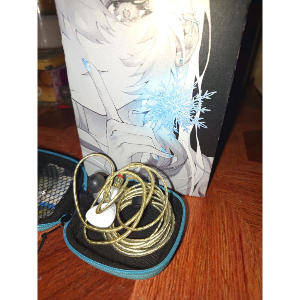 Moondrop Aria Snow edition