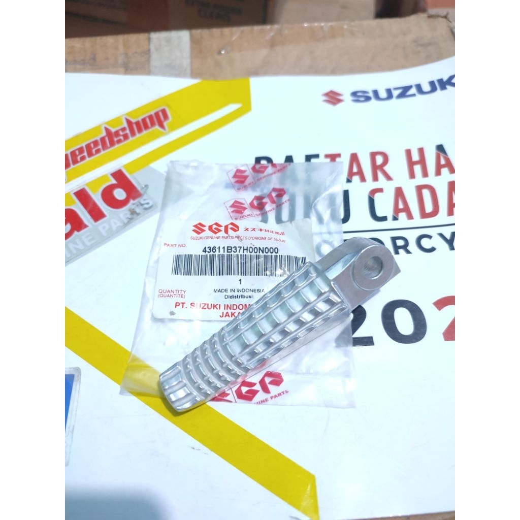 Besi Footstep Belakang Sebelah Kanan Harga Untuk 1 PCS Suzuki Hayate Let's 110 GSX R150 GSX S150 Asl