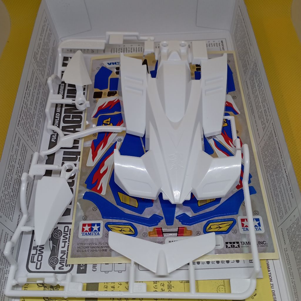 body victory Magnum Tamiya original
